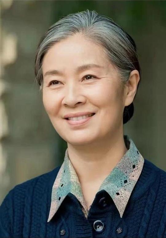 刘晨霞 Chenxia Liu照片