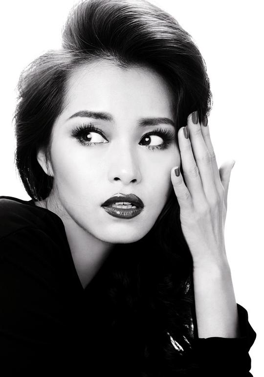 田蕾希 Leixi Tian照片