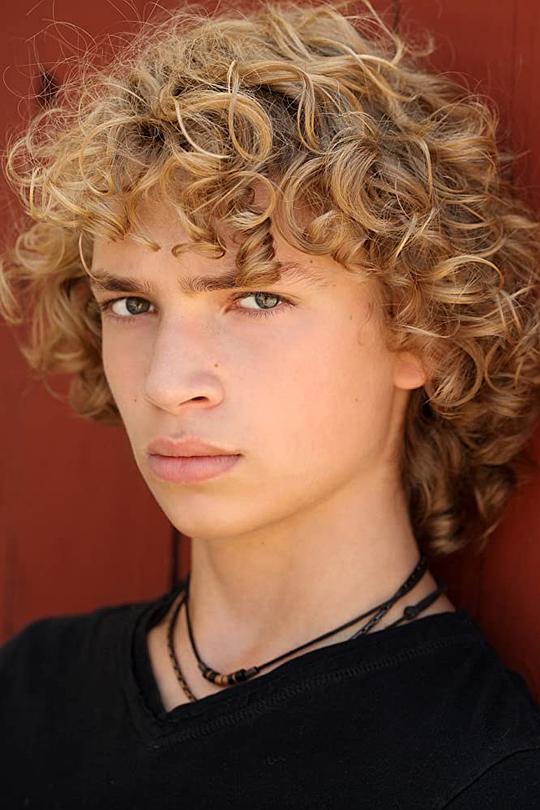 威尔·迈尔斯 Will Meyers照片