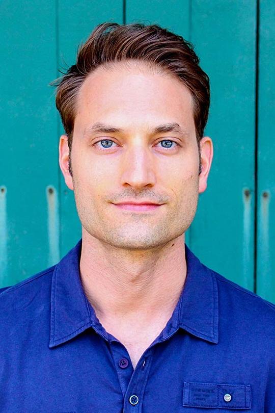 迈克尔·韦 Michael Werwie照片