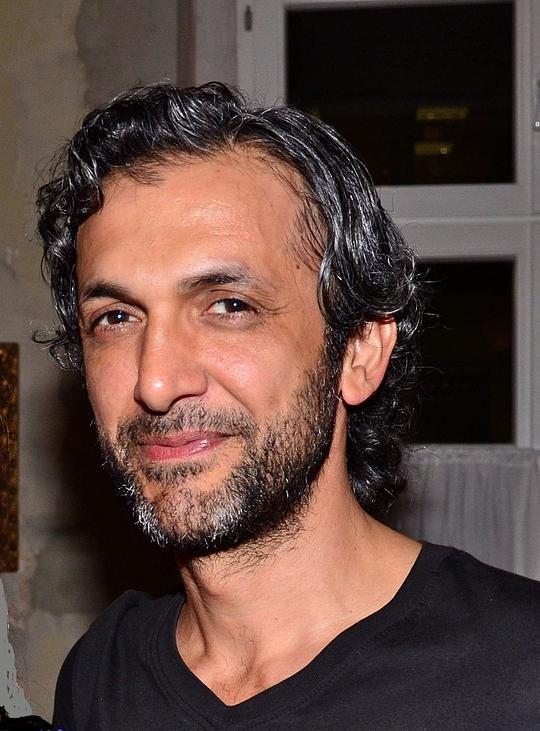 萨瓦斯·泽维斯 Savas Ceviz照片