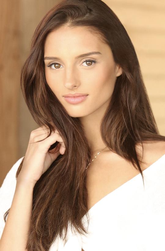 艾塔娜·里纳布 Aitana Rinab照片