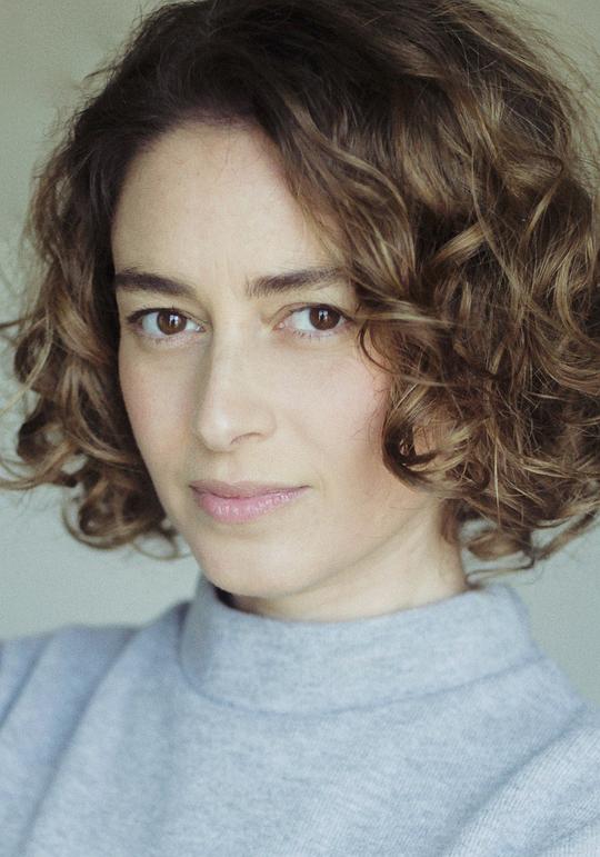 艾玛纽埃尔·博阿齐 Emmanuelle Bouaziz照片