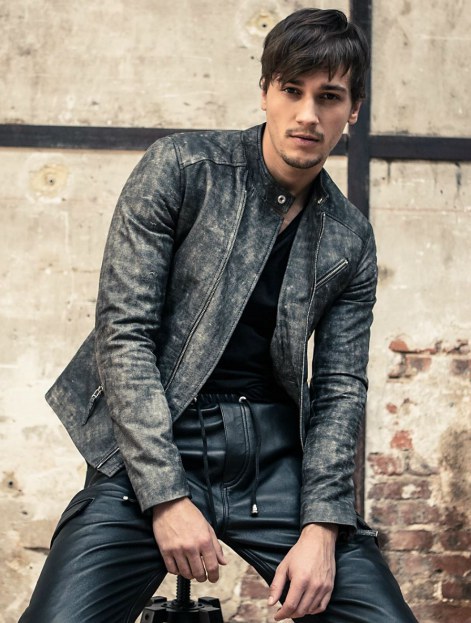 米歇尔·贝尔 Michel Biel照片