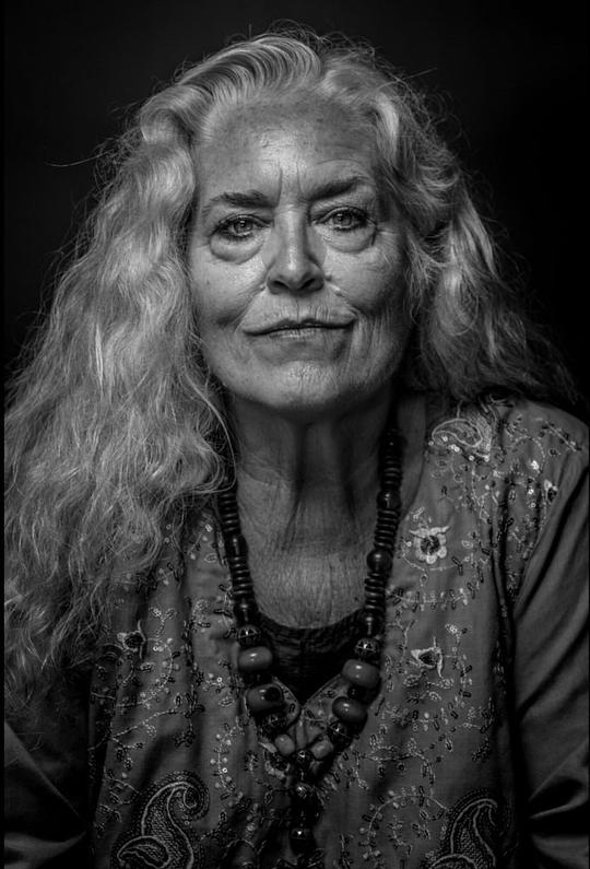 克利夏·费尔柴尔德 Krisha Fairchild照片