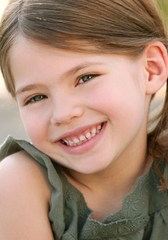 泰勒·吉蕾 Taylor Geare照片