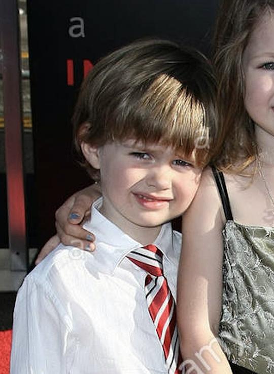 乔纳森·吉尔 Johnathan Geare照片