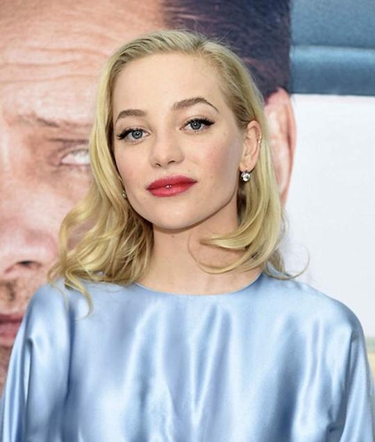 玛姬·尼克松 Maggie Nixon照片