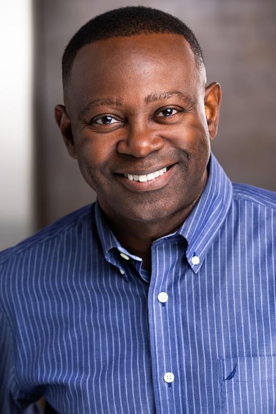 迈克尔·伯吉斯 Michael Burgess照片