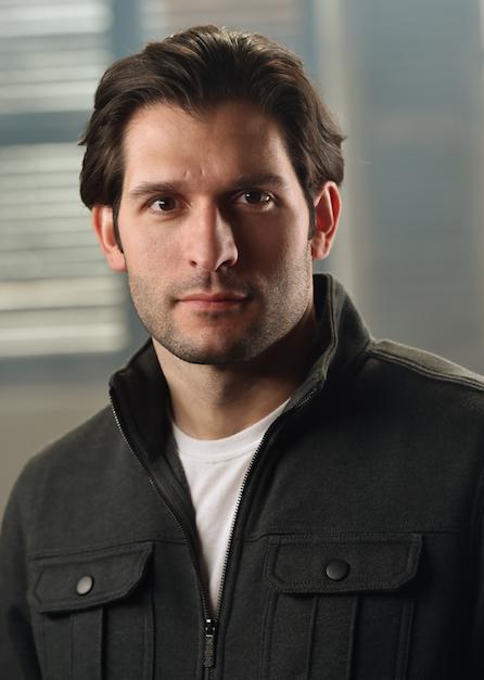 詹姆斯·富尔特斯 James Fuertes照片