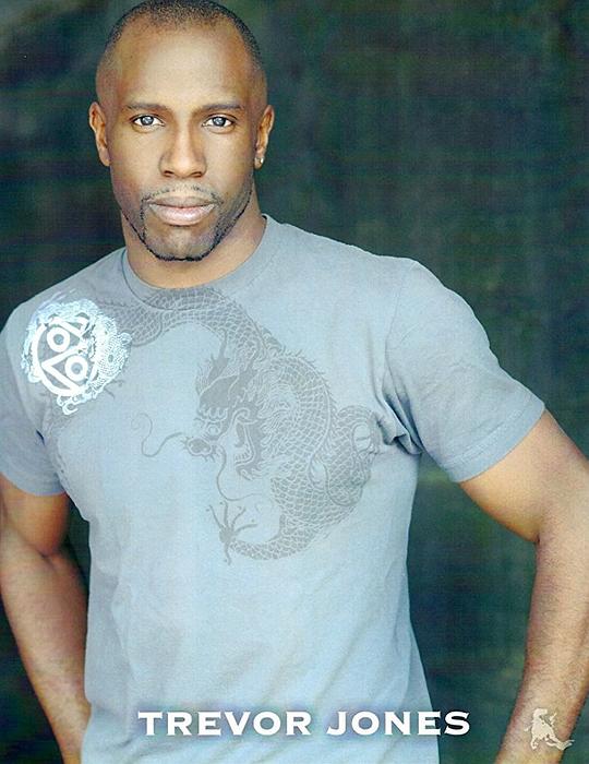 特雷弗·琼斯 Trevor Jones照片