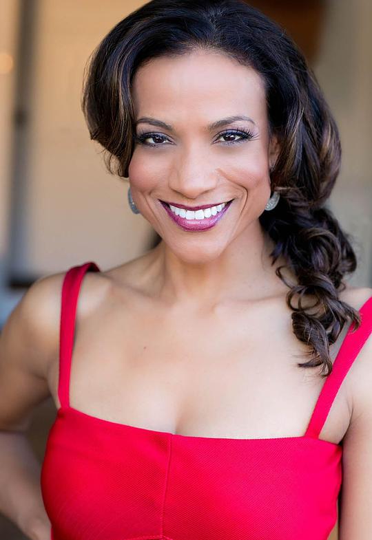 德维卡·帕利赫 Devika Parikh照片