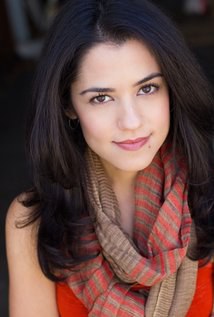 佐伊·霍尔 Zoë Hall照片