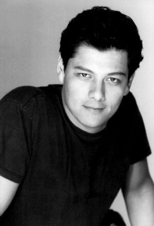 里卡多·查康 Ricardo Chacon照片