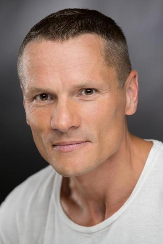 彼得·斯塔克 Peter Stark照片