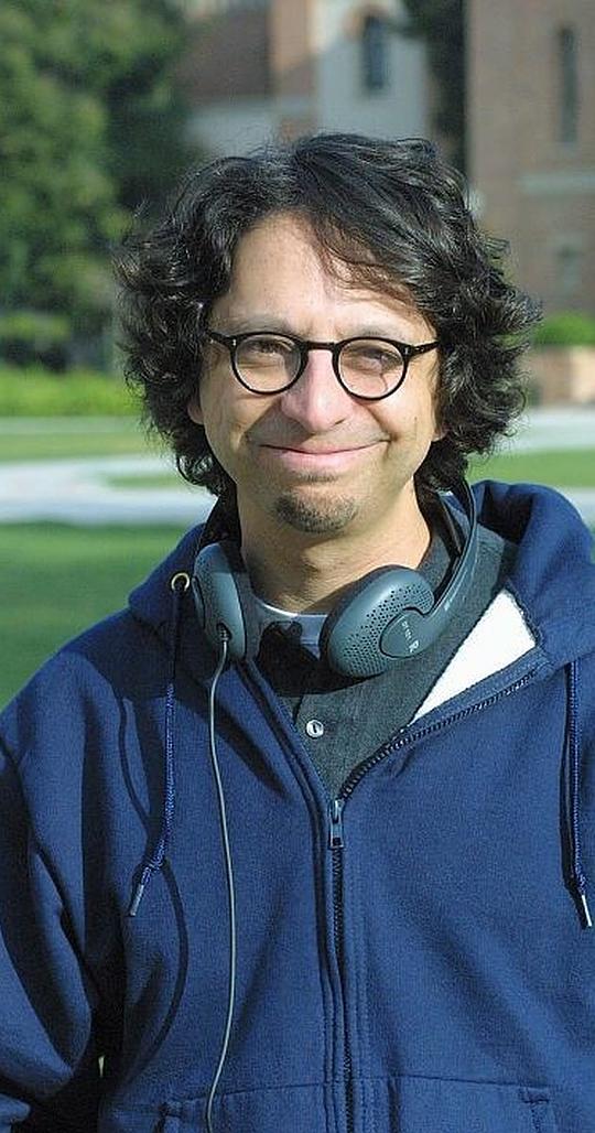 沃利·亚历斯戴尔 Wally Wolodarsky照片