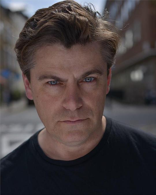 斯图尔特·马修斯 Stuart Matthews照片