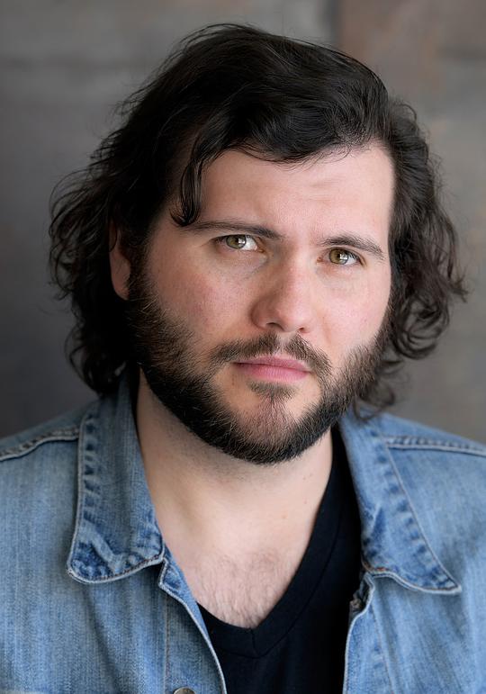 C·J·瓦纳 C.J. Vana照片