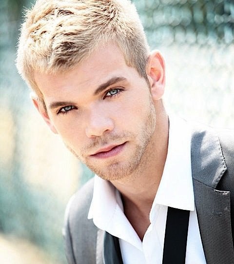 塞缪尔·西维尔奇 Samuel Thivierge照片