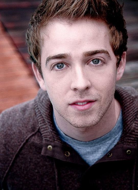 阿莱克斯·阿方格 Alex Anfanger照片