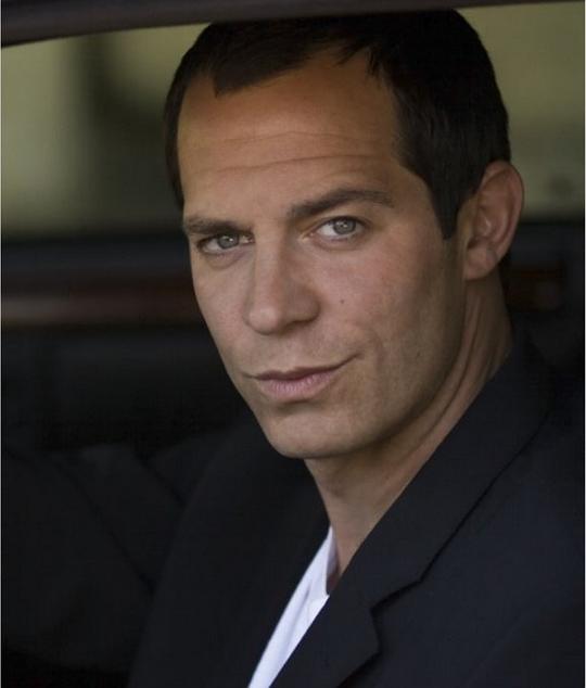 约戈·康斯坦丁 Yorgo Constantine照片