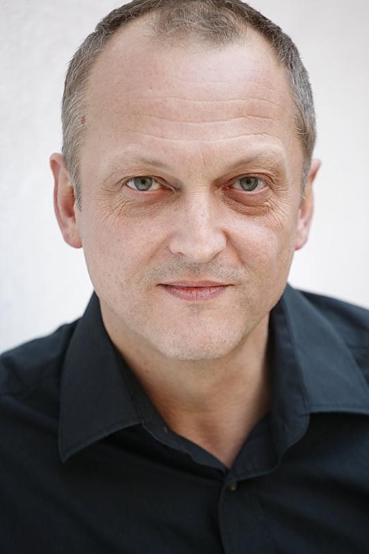 大卫·本森 David Benson照片