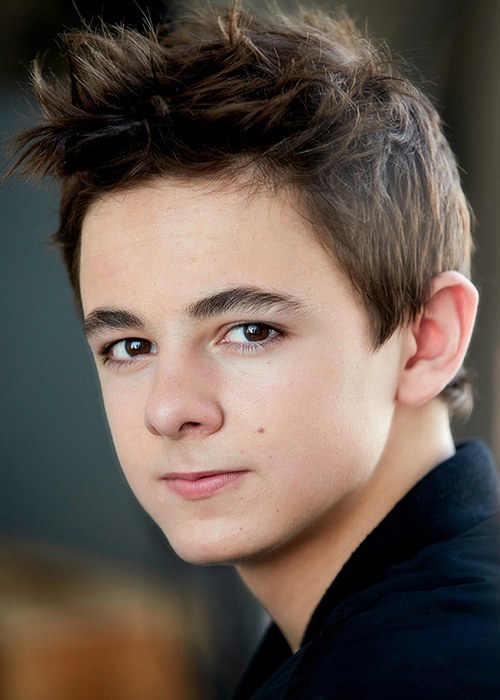 麦克斯·查尔斯 Max Charles照片