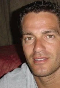 路易斯·埃卡加鲁加 Luis Echagarruga照片