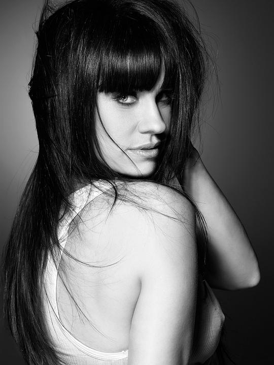 南希·杜普拉 Nancy Dupláa照片