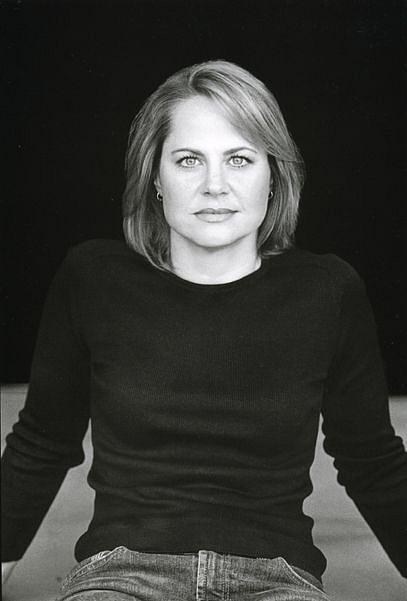 迪尔德丽·罗夫乔 Deirdre Lovejoy照片