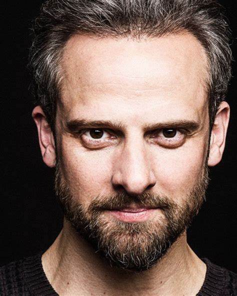 迈克尔·劳斯 Michael Rouse照片