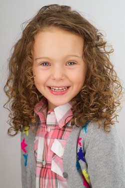 乔乔·库什纳 JoJo Kushner照片