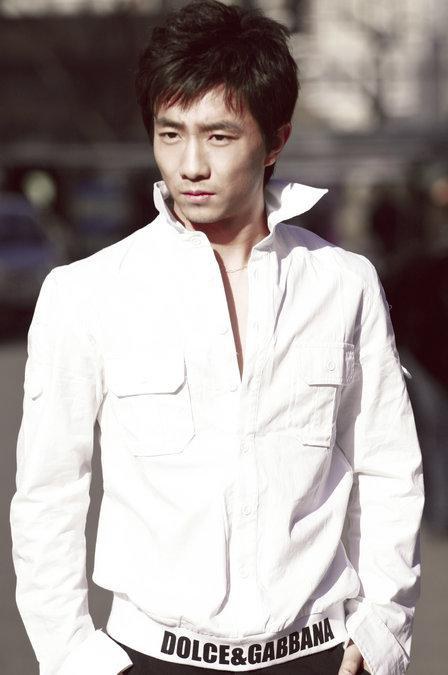 赵英龙 Yinglong Zhao照片