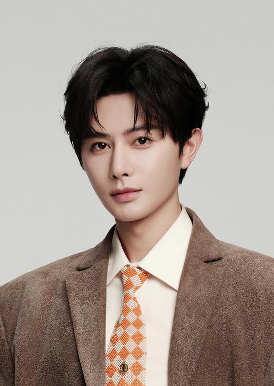 王佑硕 Youshuo Wang照片