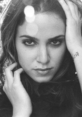 妮基·瑞德 Nikki Reed照片