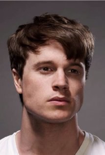 劳里·卡尔弗特 Laurie Calvert照片