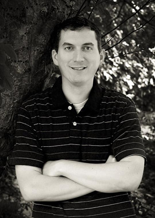 詹姆斯·达什纳 James Dashner照片