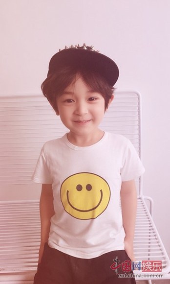 李亦航 Yihang Li照片