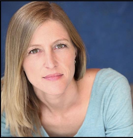 莎拉·阿林顿 Sara Arrington照片