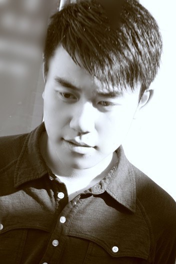 王冠南 Guannan Wang照片