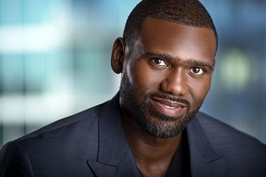 布鲁斯·布莱克希尔 Bruce Blackshear照片