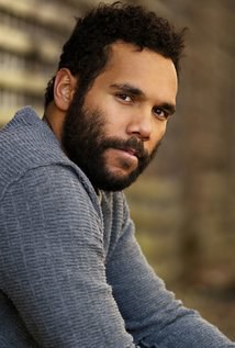 拉札勒斯·雷图勒 Lasarus Ratuere照片