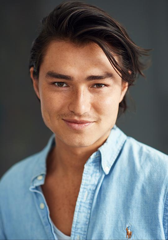 蒂姆·卡诺 Tim Kano照片