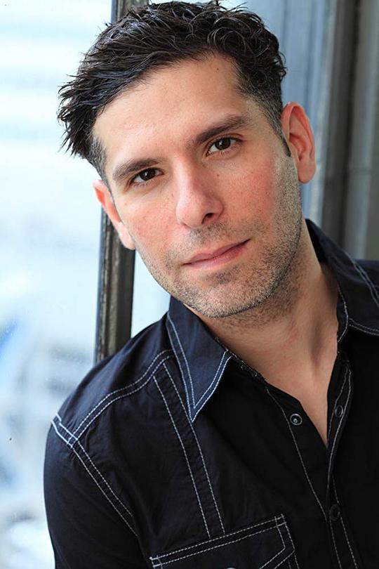 多里·曼佐尔 Dory Manzour照片