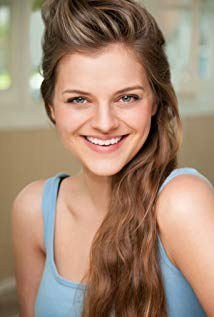 奥利维亚·杰森 Olivia Jewson照片