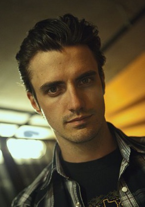 克里斯托弗·约翰·托马森 C.J. Thomason照片