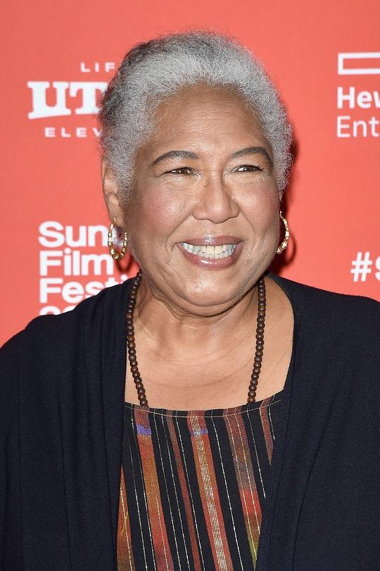 伊斯特·斯高特 Esther Scott照片