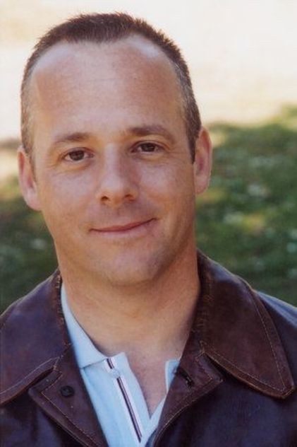 肯尼思·莫斯科 Kenneth Moskow照片