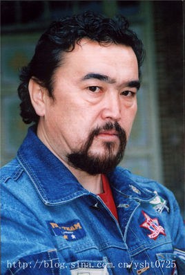 叶尔江·马合甫什 Erzhan Mahefushen照片