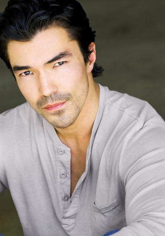 伊恩·安东尼·代尔 Ian Anthony Dale照片
